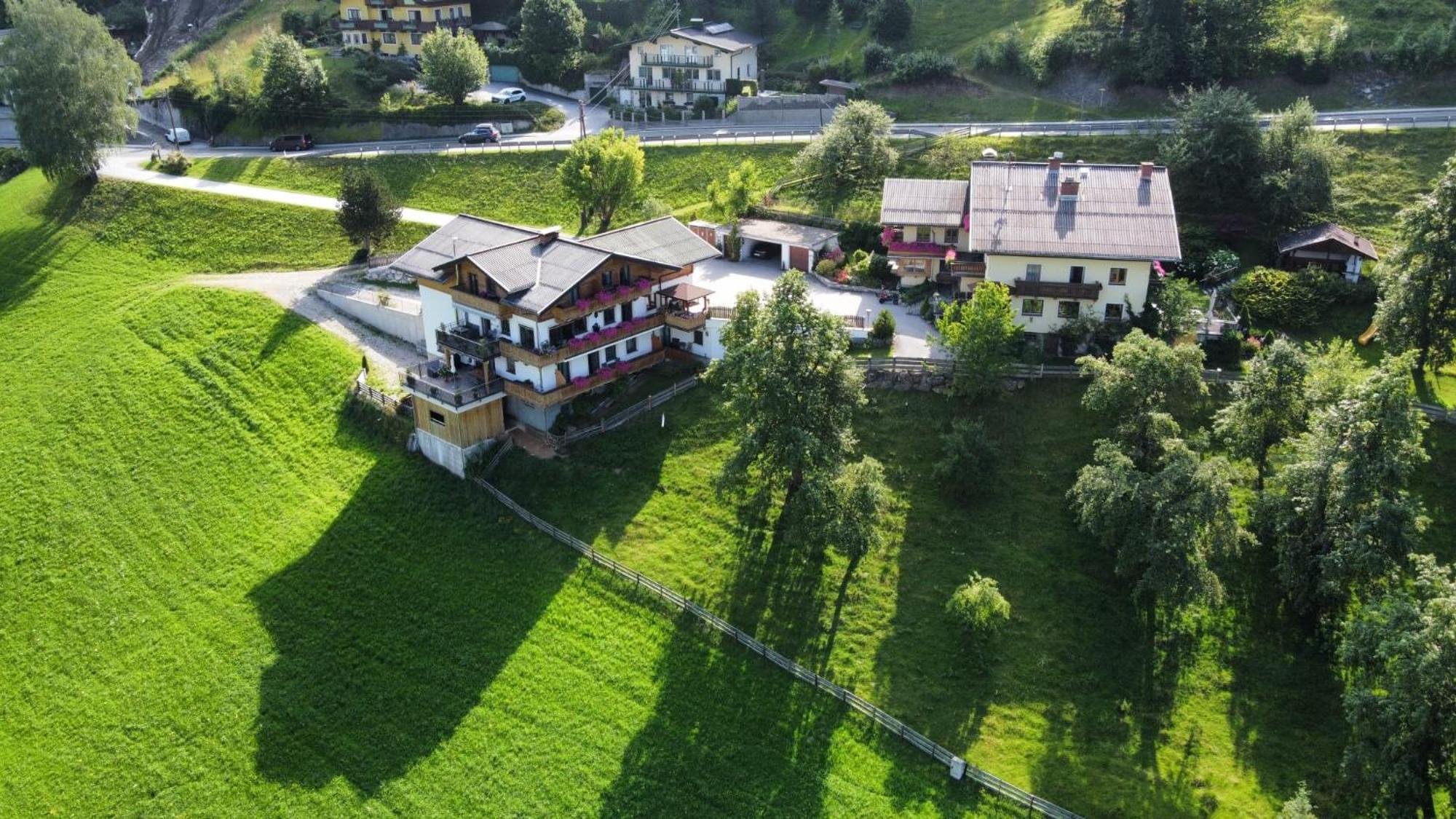 Pension Appartements Reithof ザンクト・ヨーハン・イム・ポンガウ エクステリア 写真