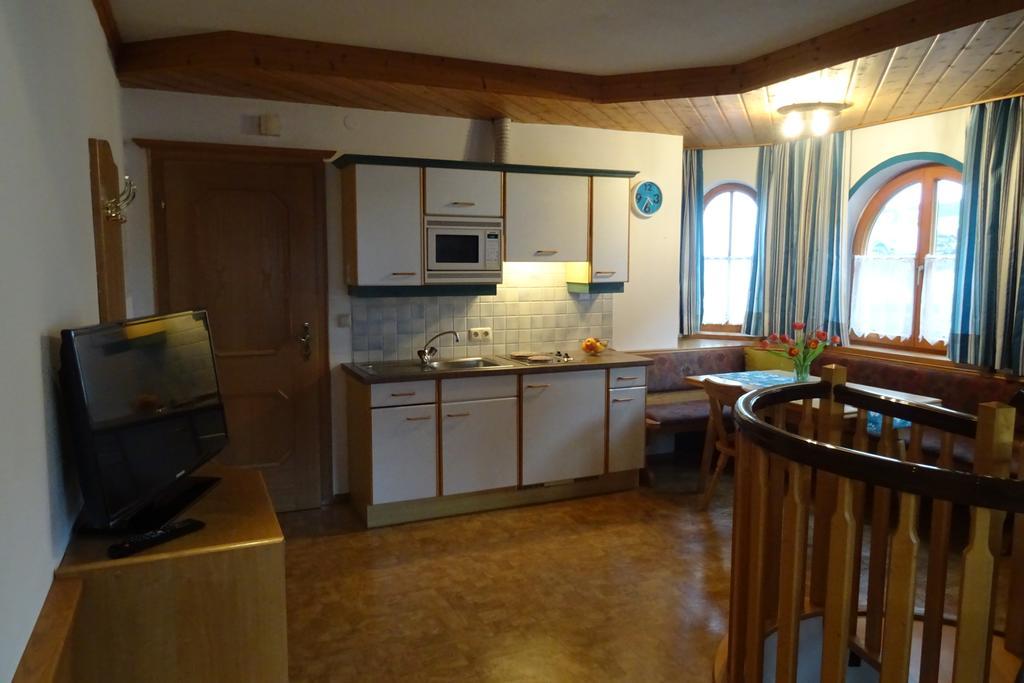 Pension Appartements Reithof ザンクト・ヨーハン・イム・ポンガウ エクステリア 写真